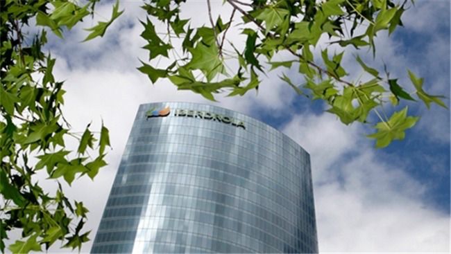Iberdrola ligará bonos de directivos a reducción de emisiones CO2