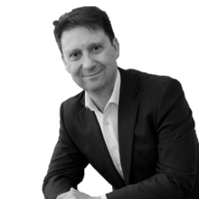 19. ENRIQUE MARTÍNEZ.jfif